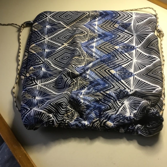 Unique New Unused Fabric Shoe Bag/Backpack - Picture 5 of 5